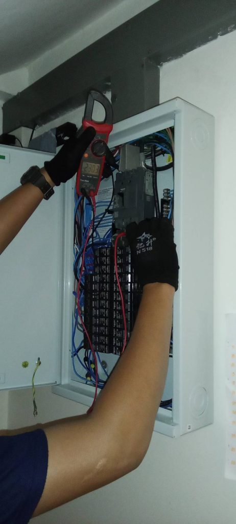 ตรวจเช็กตู้โหลดเซ็นเตอร์