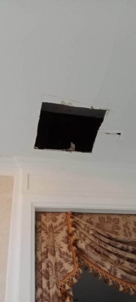 เปิดฝ้าเช็กสายไฟ