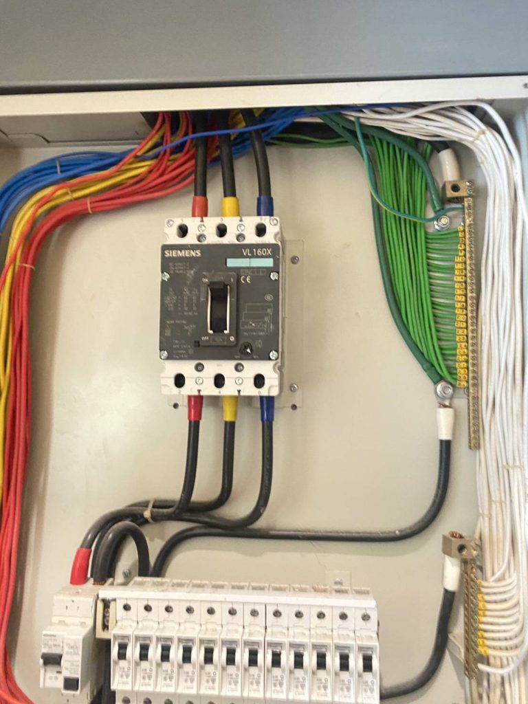 เมนเบรกเอร์