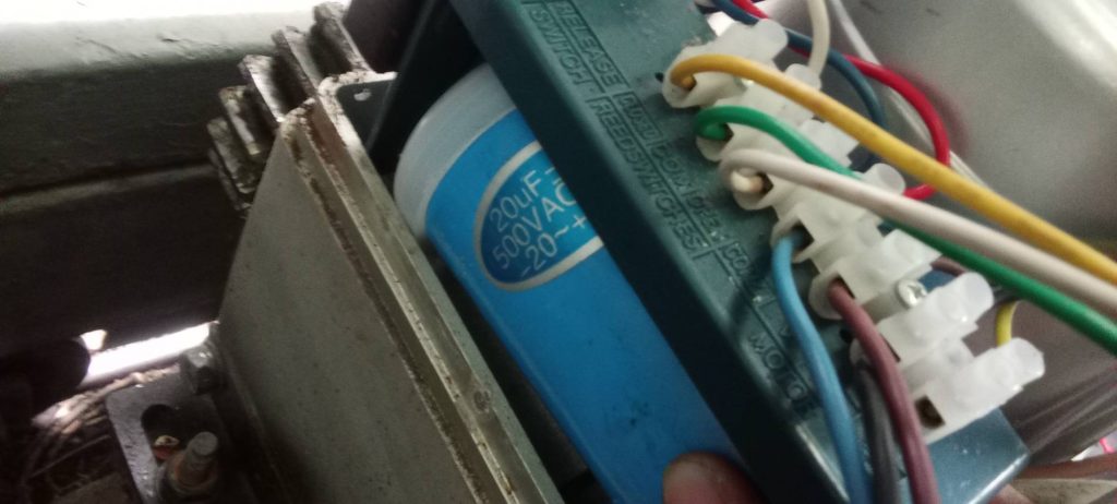 ตัวเก็บประจุไฟฟ้ากระแสสลับ