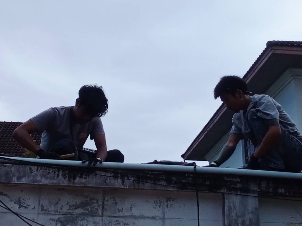 เดินท่อร้อยสาย