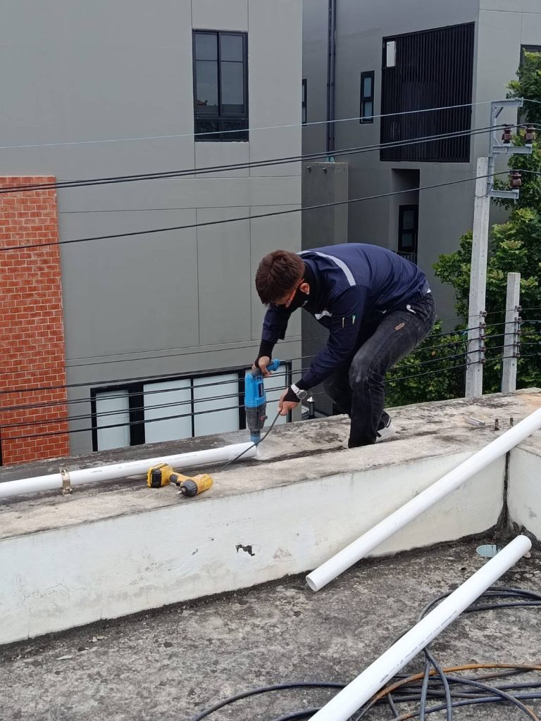 เดินท่อร้อยสาย