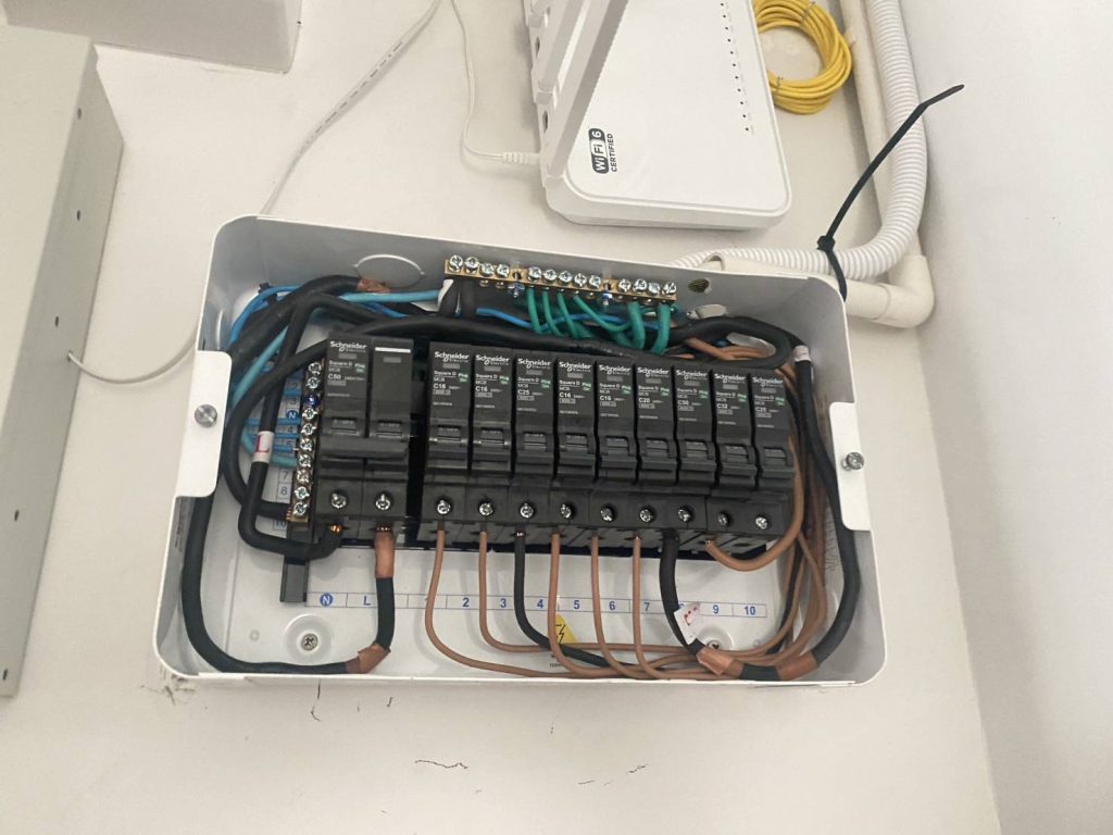 งานติดตั้งตู้คอนซูมเมอร์