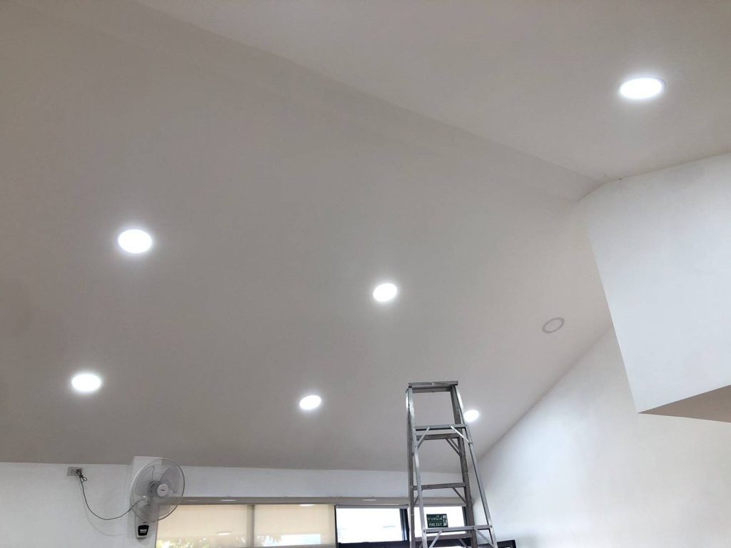 ติดตั้งดาวน์ไลท์