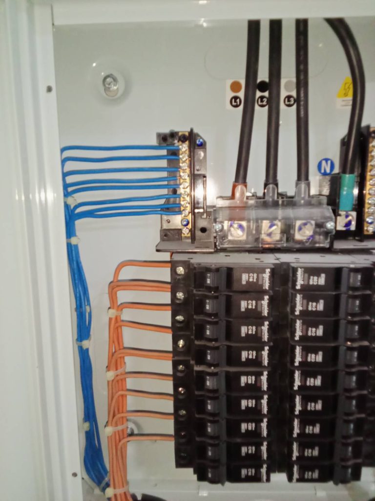 ตู้โหลดเซ็นเตอร์