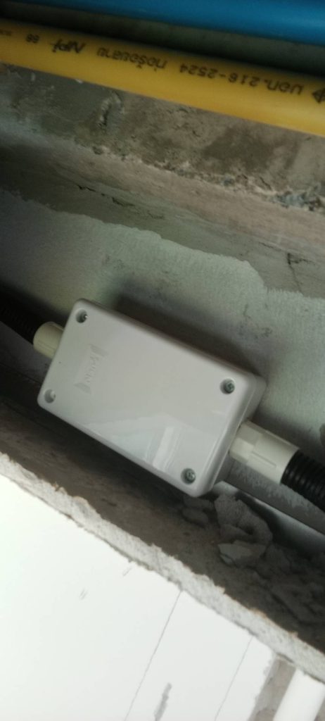 กล่องพักสายไฟ