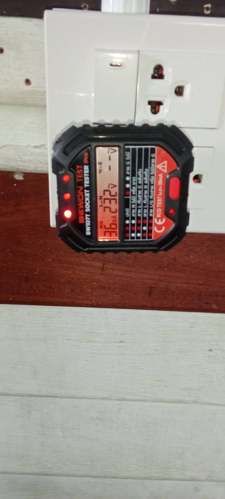 เช็กปลั๊กไฟหลังติดตั้ง