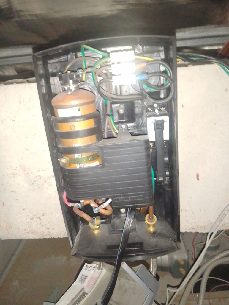 เครื่องทำน้ำอุ่น