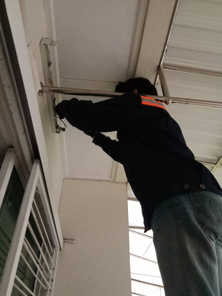 ซ่อมบำรุงระบบไฟฟ้า