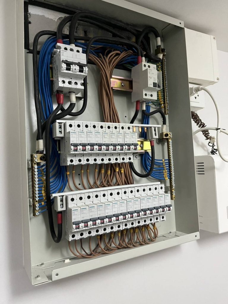 ตู้โหลดเซ็นเตอร์