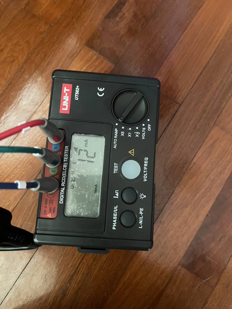 UNI-T UT582+ Digital RCD (ELCB)