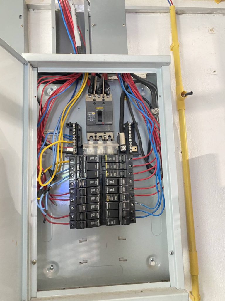 ตู้โหลดเซ็นเตอร์