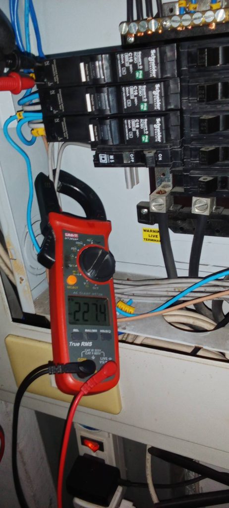 วัดไฟตู้คอนซูมเมอร์