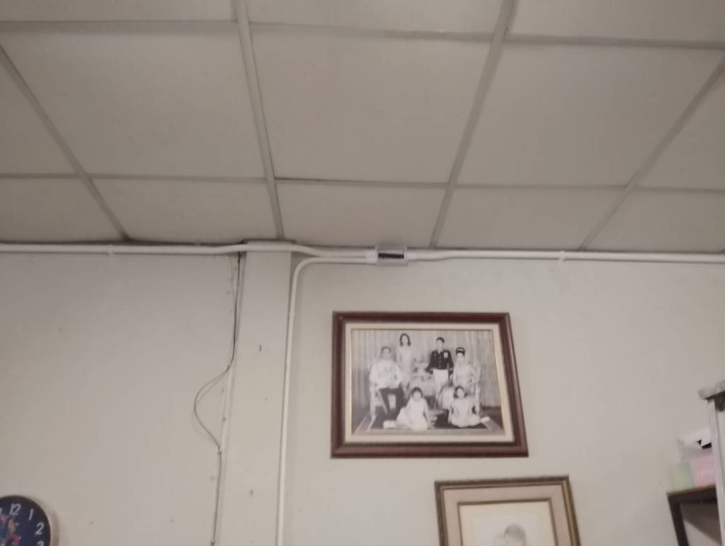 งานเดินท่อร้อยสายติดตั้งปลั๊กไฟ