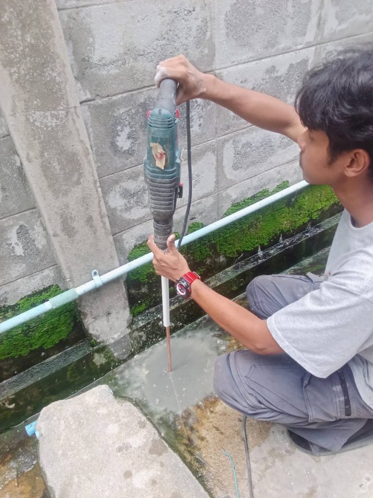 ตอกแท่งกราวด์