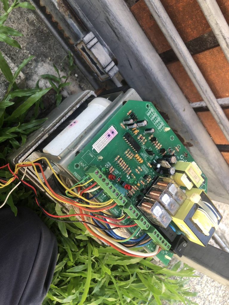 วงจรมอเตอร์ประตูรีโมท