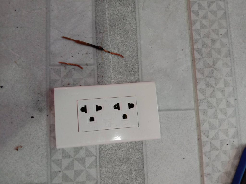 ปลั๊กไฟ