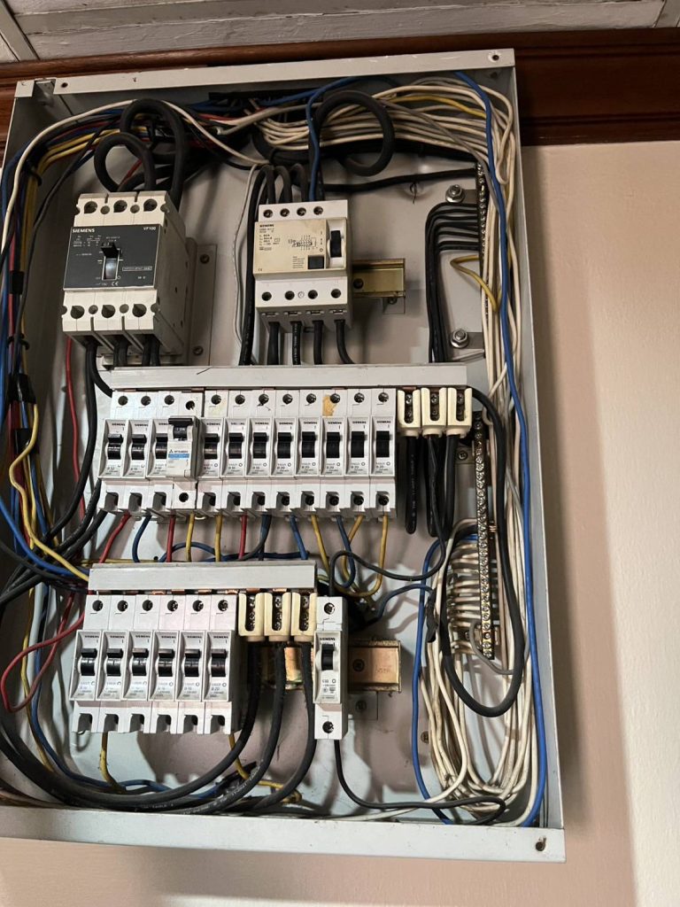 ตู้โหลดเซ็นเตอร์