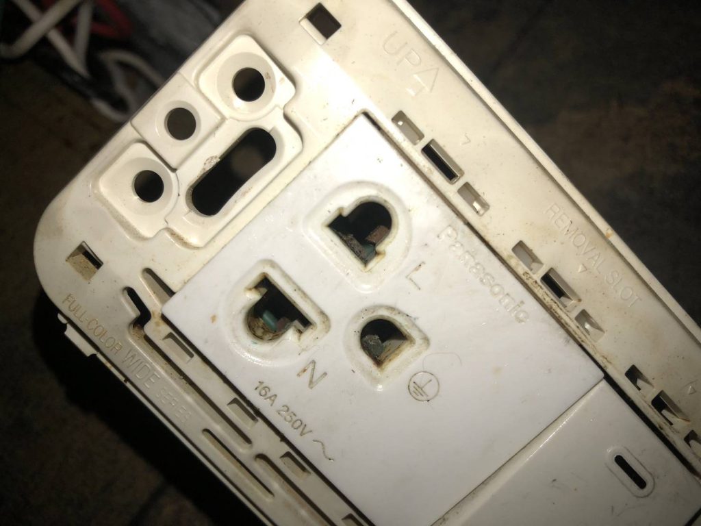 ปลั๊กไฟ