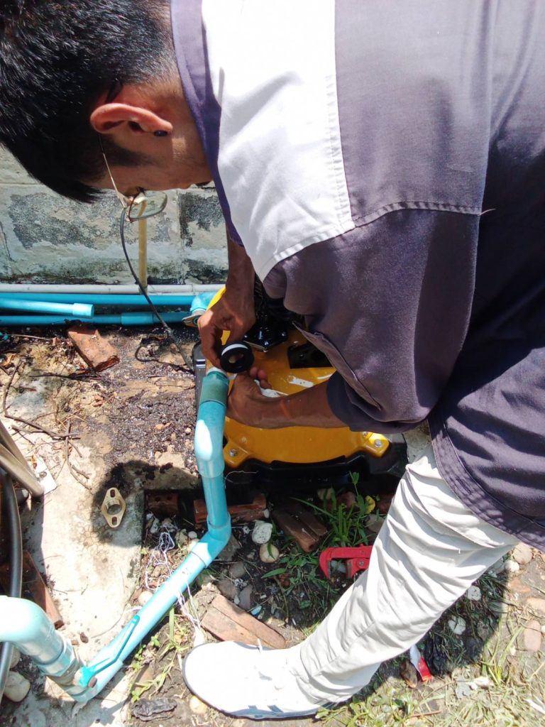 ซ่อมปั๊มน้ำ