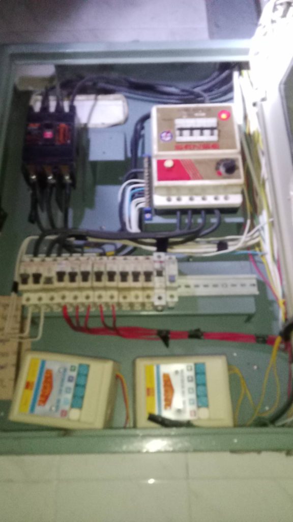 ตู้ควบคุมไฟฟ้า