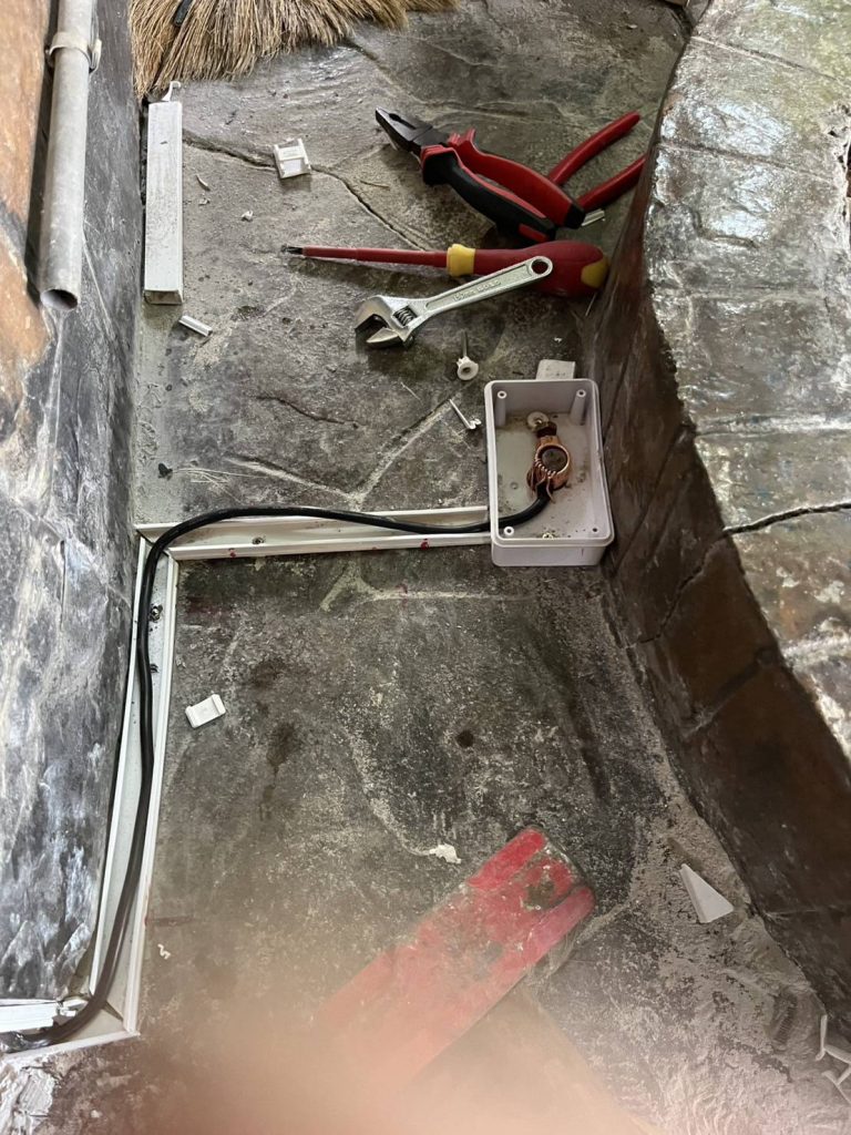 เดินสายกราวด์