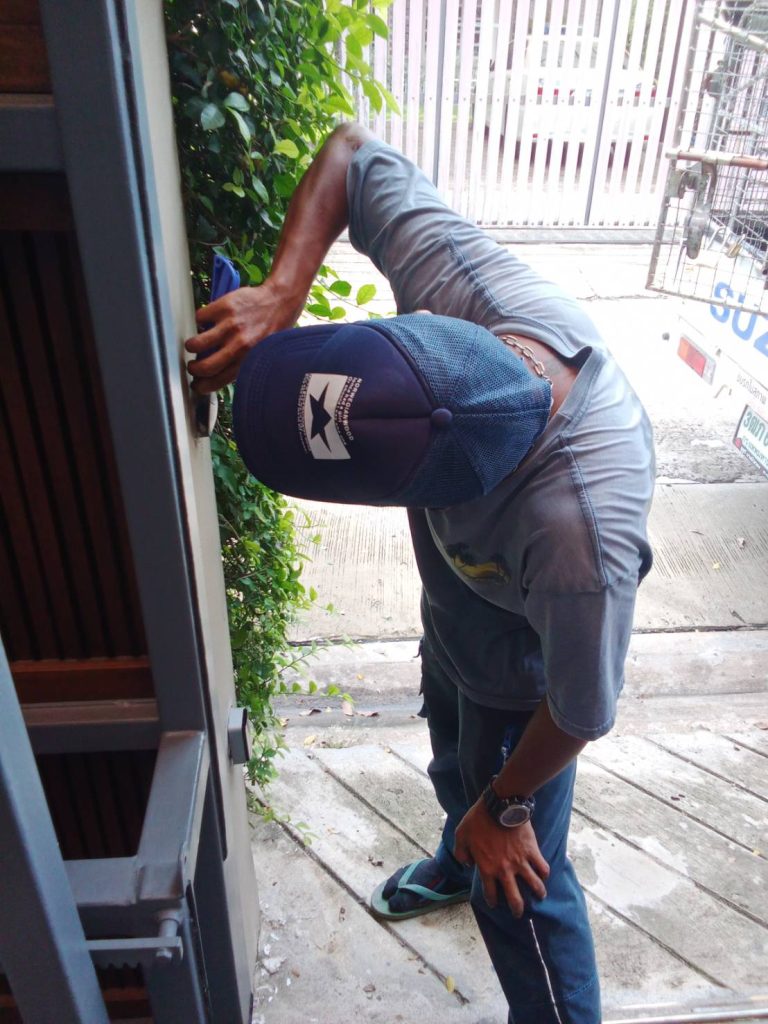 ตรวจเช็กเซ็นเซอร์กันหนีบ