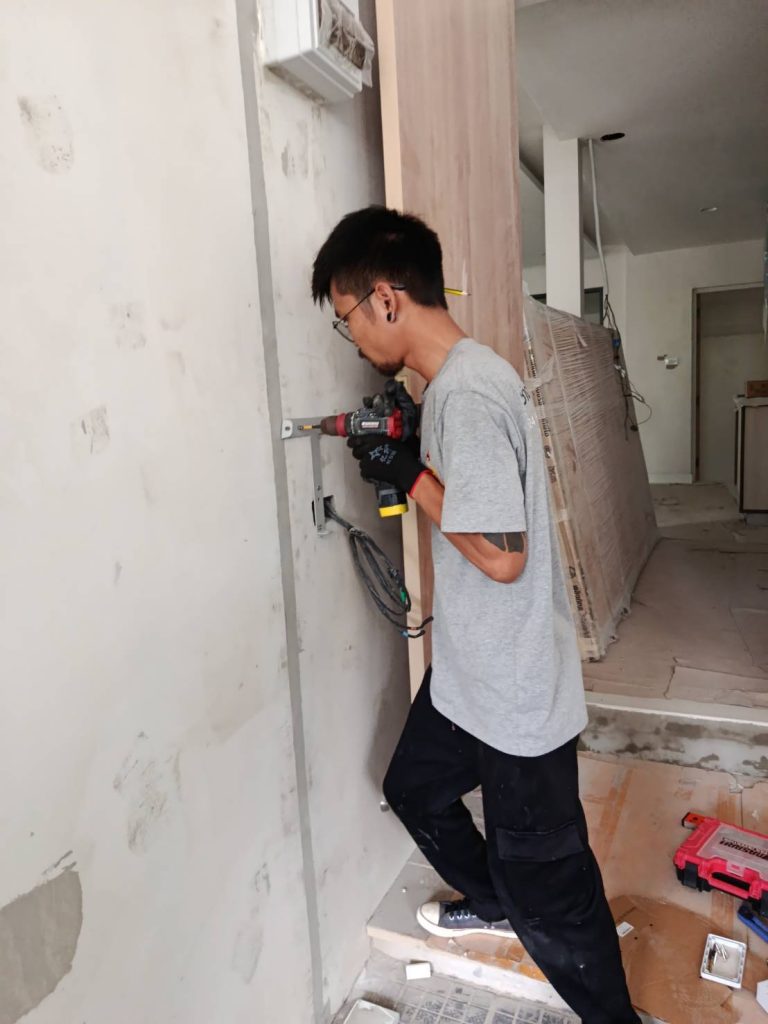 ช่างไฟฟ้าติดตั้งEV Charger