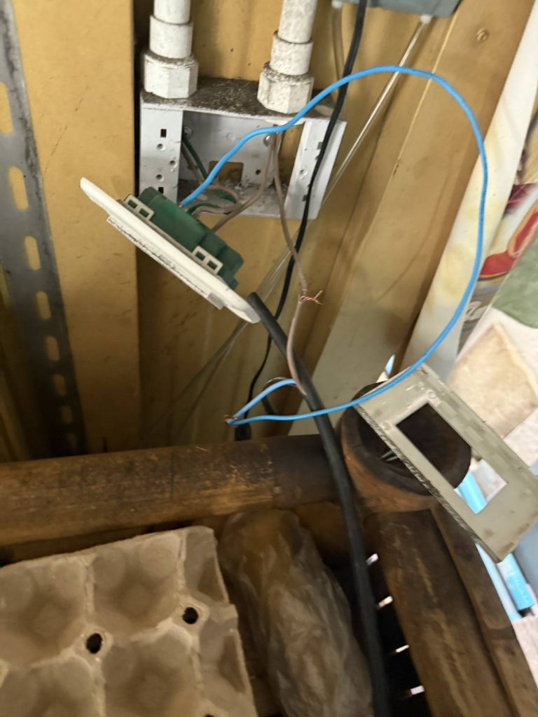 รื้อปลั๊กหาจุดช็อต