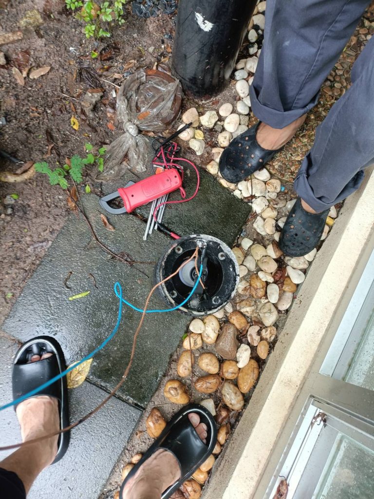 ซ่อมไฟโคมไฟแต่งสวน