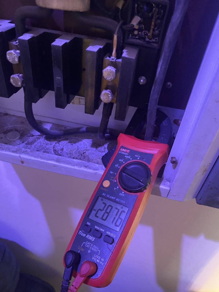 วัดไฟเมนเบรกเกอร์