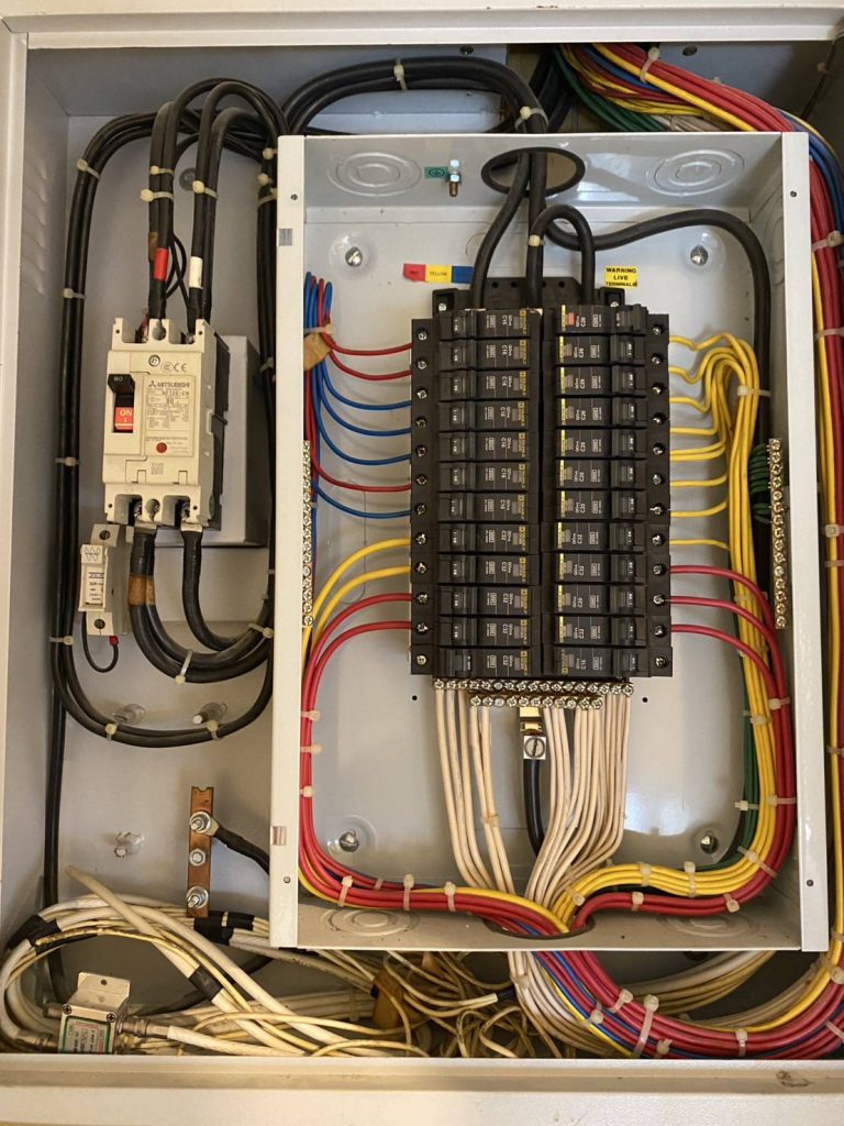 ตู้โหลดเซ็นเตอร์