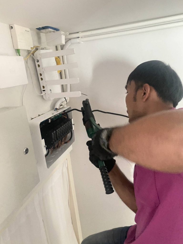 งานติดตั้งตู้คอนซูมเมอร์