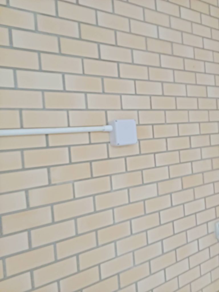 กล่องพักสายไฟ