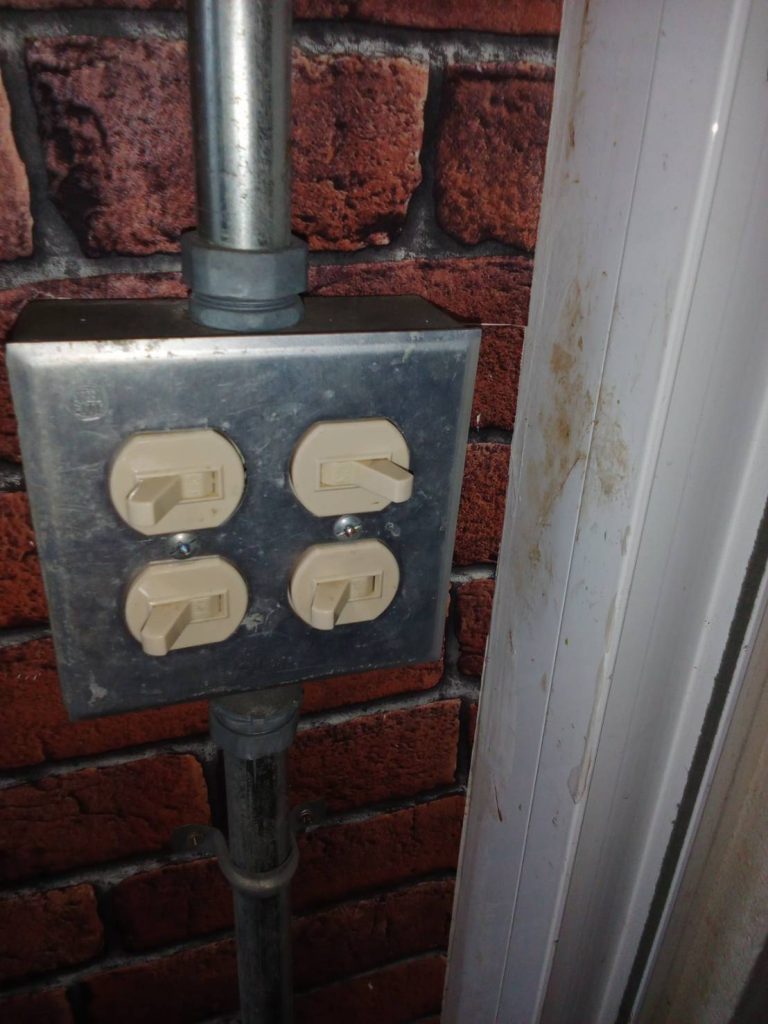 ตรวจเช็คสายไฟ