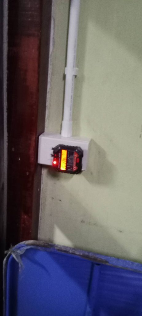 ทดสอบปลั๊กไฟ