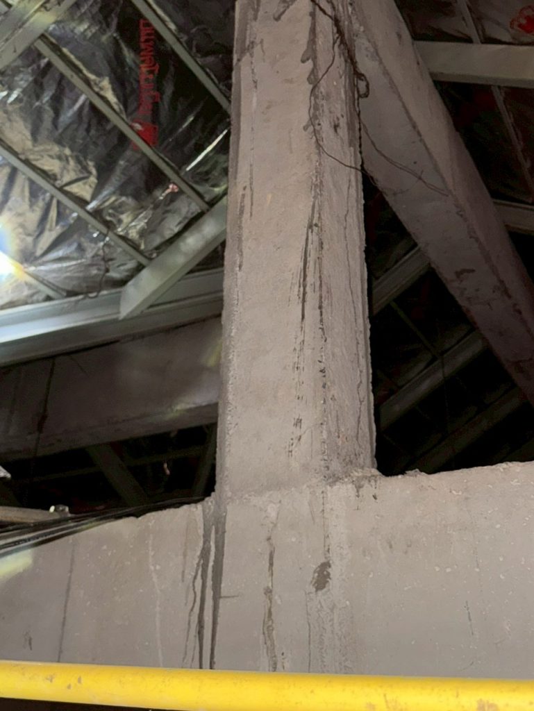 แนวท่อสายไฟ