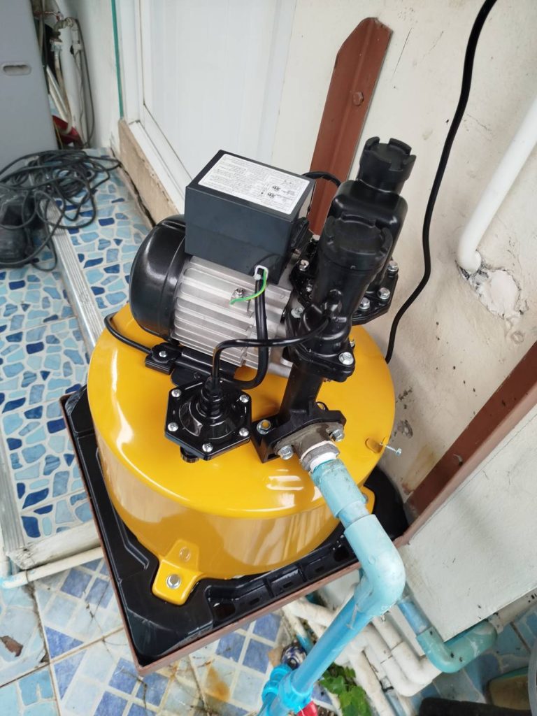 ปั๊มน้ำ