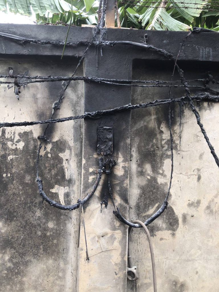 สายไฟเสียหายจากไฟไหม้