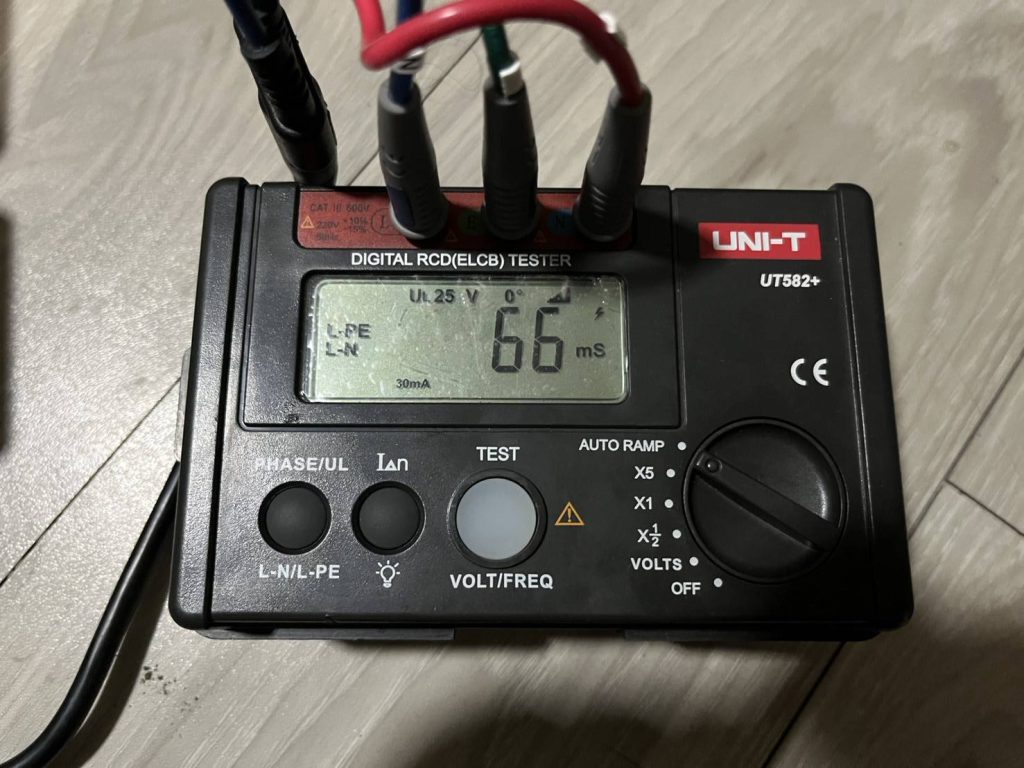 UNI-T UT582+ Digital RCD (ELCB)
