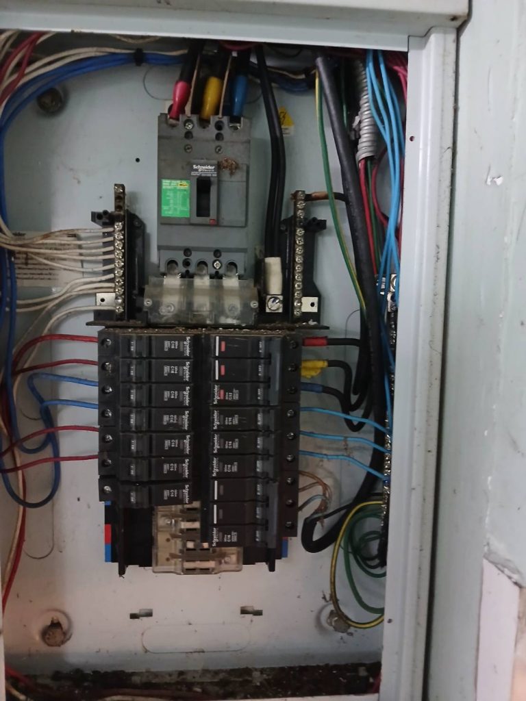 ตู้โหลดเซ็นเตอร์