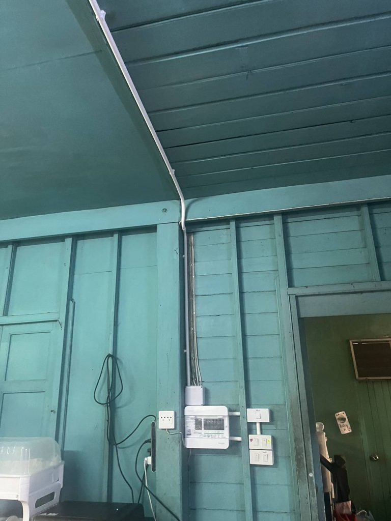 แนวท่อสายไฟและตู้คอนซูมเมอร์