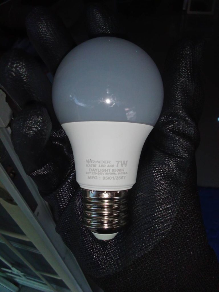 หลอดไฟ led