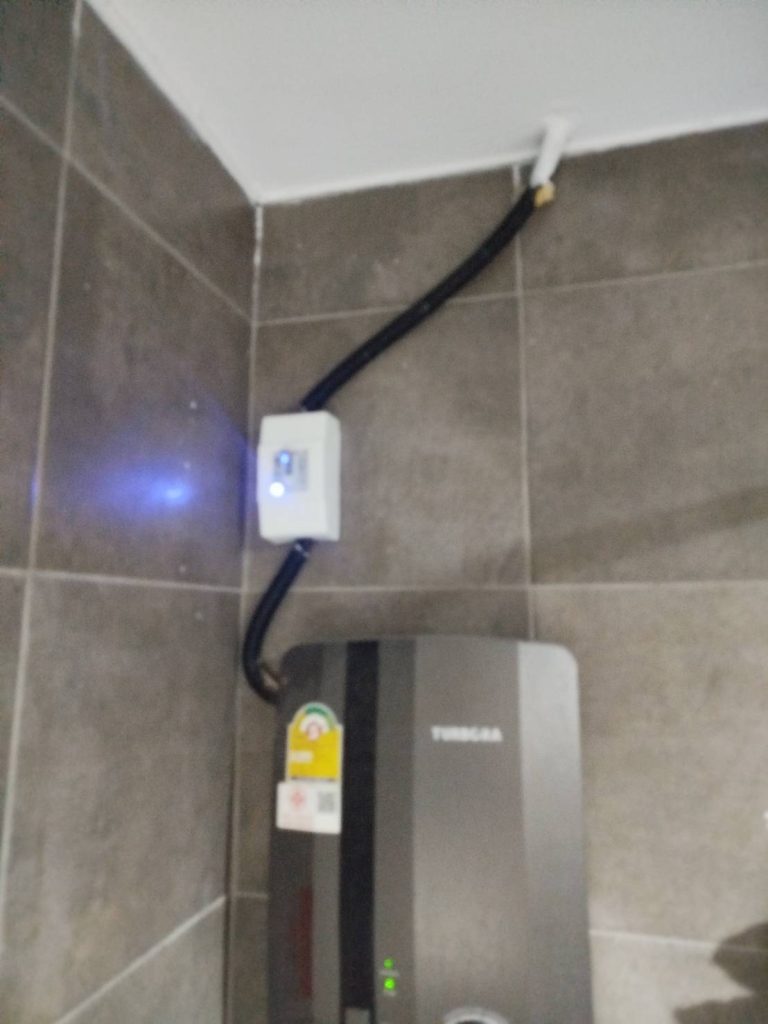 เบรกเกอร์เครื่องทำน้ำอุ่น