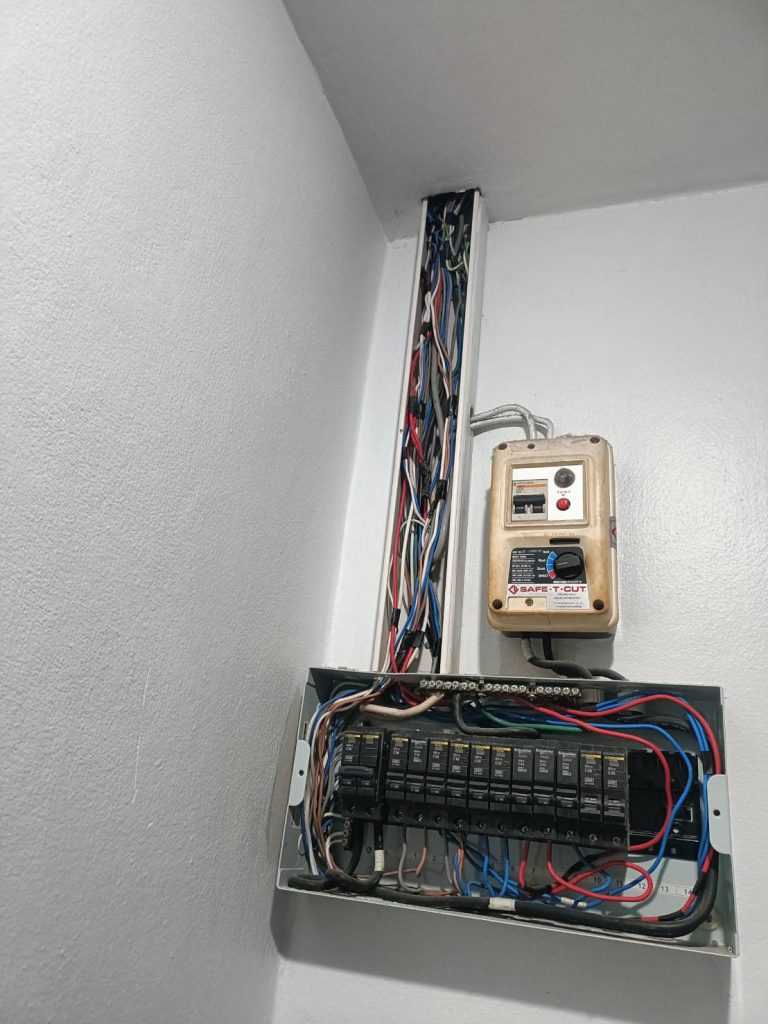 งานติดตั้งตู้คอนซูมเมอร์