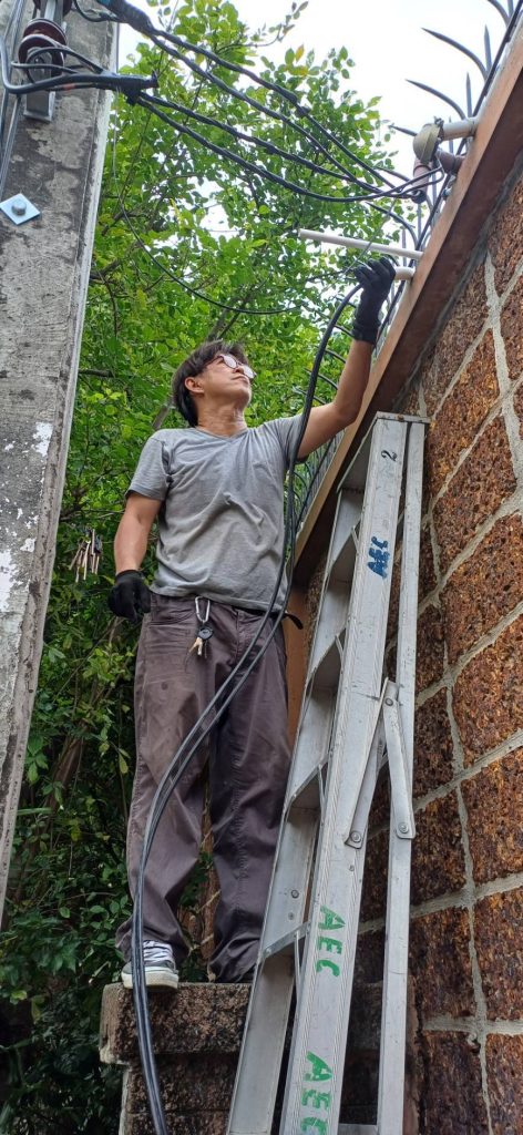 เดินท่อร้อยสายไฟ