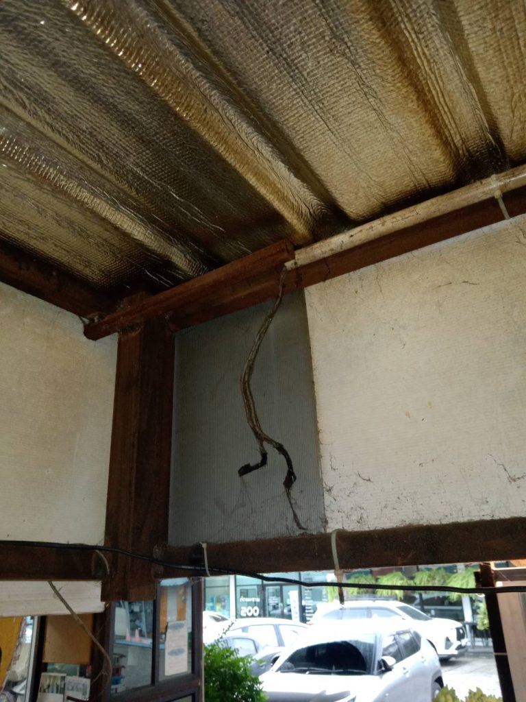 ตรวจเช็กแนวสายไฟเก่า