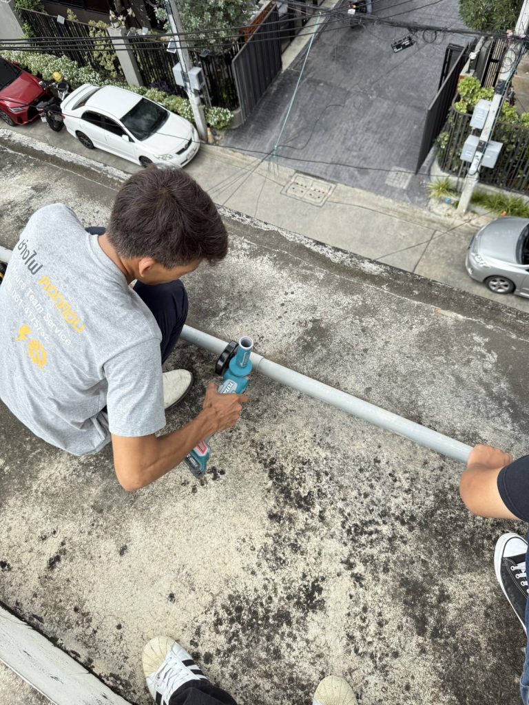 เดินท่อร้อยสายไฟ