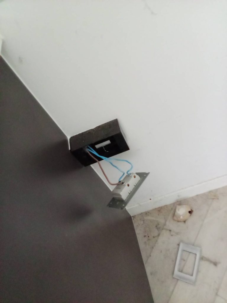 ตรวจหาจุดไฟรั่ว