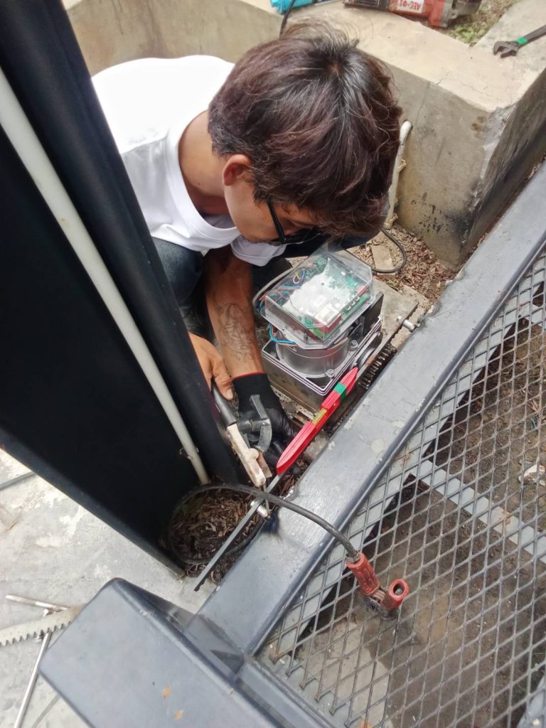 ซ่อมระบบประตูรีโมท